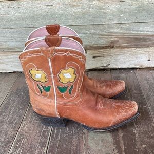 Macie Bean | Western Ankle Booties
